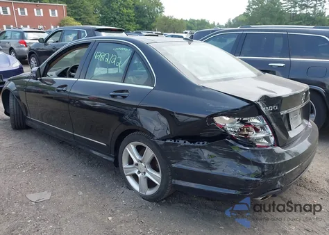 2010 Mercedes-Benz C 300 Luxury 4Matic/Sport 4Matic из США, поврежденный, VIN WDDGF8BB7AF401592